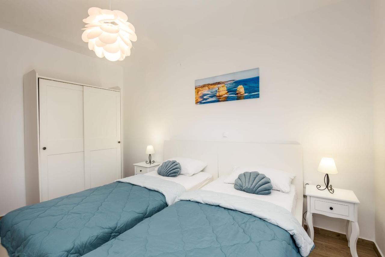 Apartments Morska Vila 3 Komarna Buitenkant foto